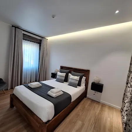 Grandma's House Achada